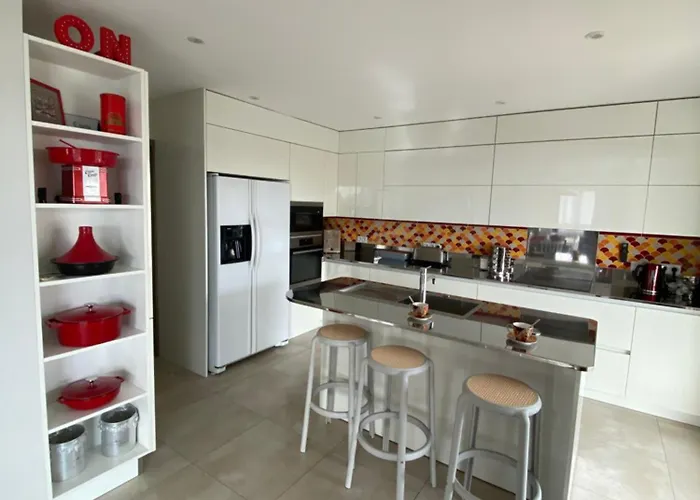 Moana Lagune 4 Chambres, 4 Salles De Bain, Piscine Privative Chauffee A 30 Degres Toute L Annee, Balneo, Terrain De Petanque Prive, Ping-pong サン・シプリアン