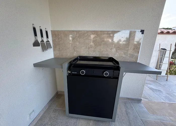 Moana Lagune 4 Chambres, 4 Salles De Bain, Piscine Privative Chauffee A 30 Degres Toute L Annee, Balneo, Terrain De Petanque Prive, Ping-pong