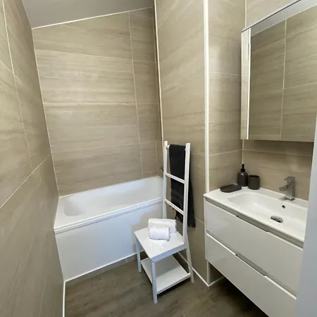 Moana Lagune 4 Chambres, 4 Salles De Bain, Piscine Privative Chauffee A 30 Degres Toute L Annee, Balneo, Terrain De Petanque Prive, Ping-pong Βίλα