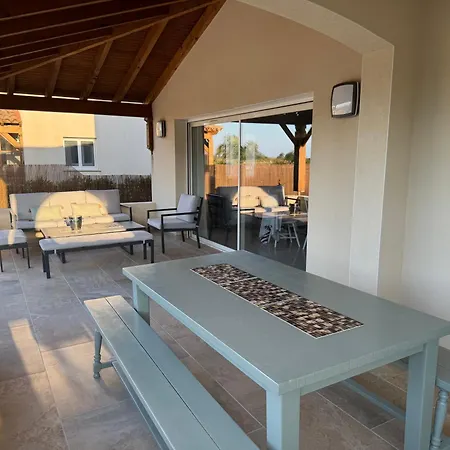Moana Lagune 4 Chambres, 4 Salles De Bain, Piscine Privative Chauffee A 30 Degres Toute L Annee, Balneo, Terrain De Petanque Prive, Ping-pong Βίλα