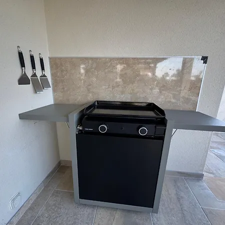Moana Lagune 4 Chambres, 4 Salles De Bain, Piscine Privative Chauffee A 30 Degres Toute L Annee, Balneo, Terrain De Petanque Prive, Ping-pong