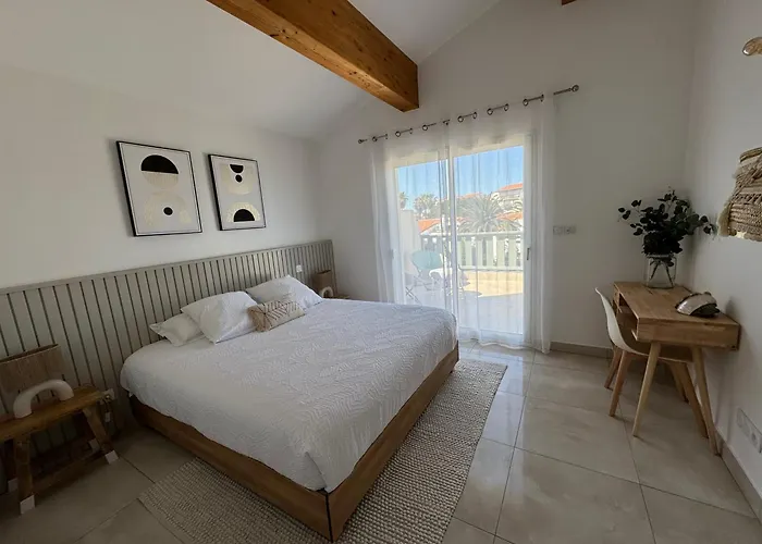 וילה Moana Lagune 4 Chambres, 4 Salles De Bain, Piscine Privative Chauffee A 30 Degres Toute L Annee, Balneo, Terrain De Petanque Prive, Ping-pong סן סיפריאן